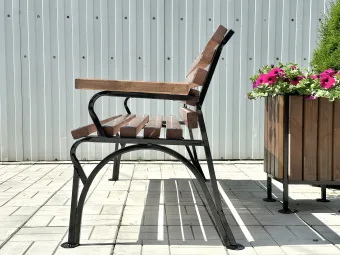 Скамейка Классика с подлокотником 2,0 м